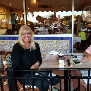 Meet your Posher, Judith b.